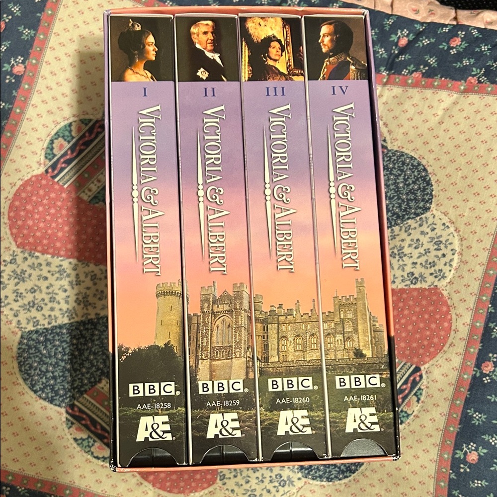 Victoria & Albert DVD Box Set by BBC - Purple